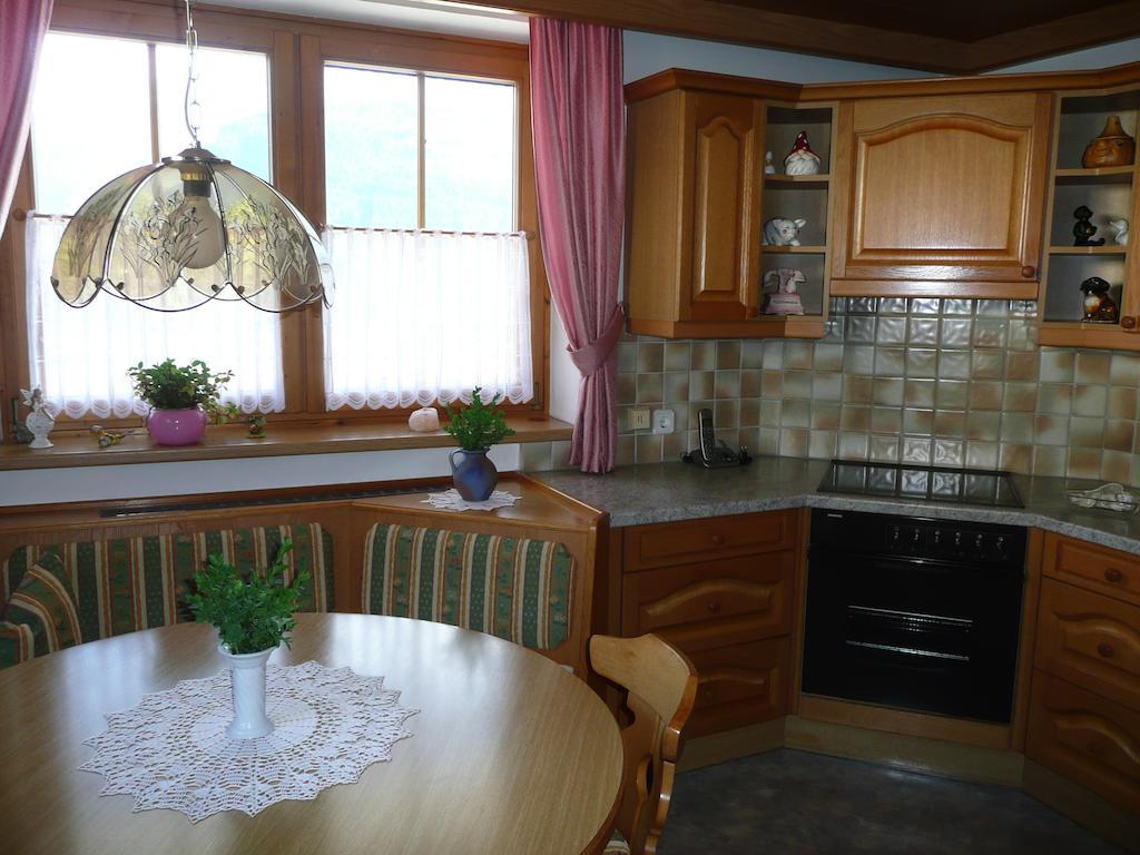 Villa Haus Rosi Uttendorf Habitación foto