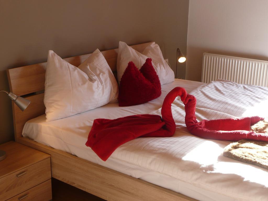 Villa Haus Rosi Uttendorf Habitación foto