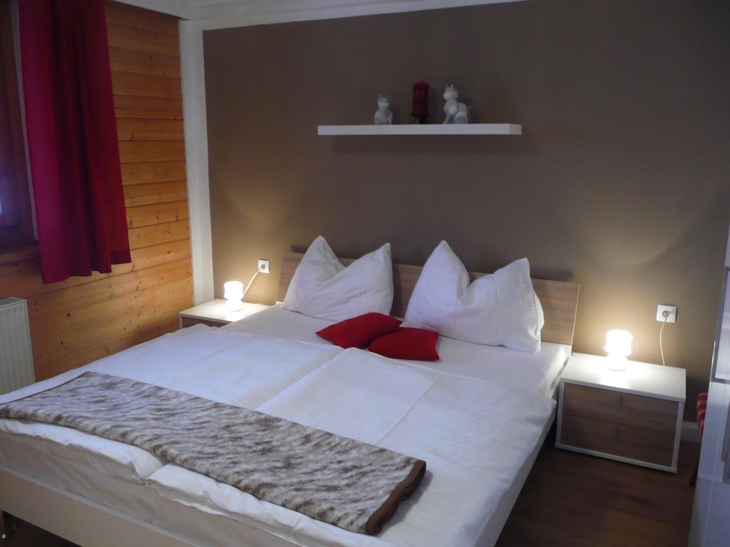 Villa Haus Rosi Uttendorf Habitación foto
