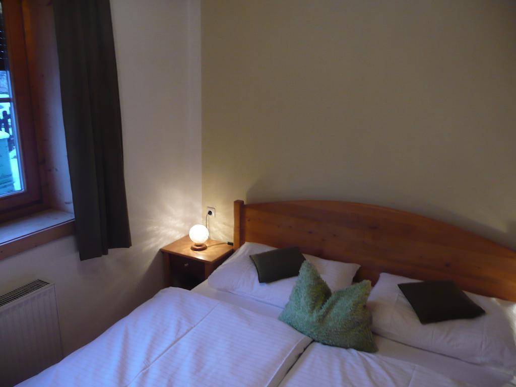 Villa Haus Rosi Uttendorf Habitación foto