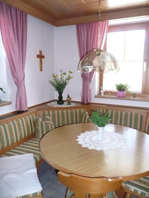 Villa Haus Rosi Uttendorf Habitación foto